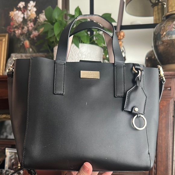 kate spade Handbags - Kate spade New York Black Leather Tote Bag